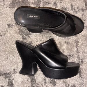 Nine West Glossy Black Mules